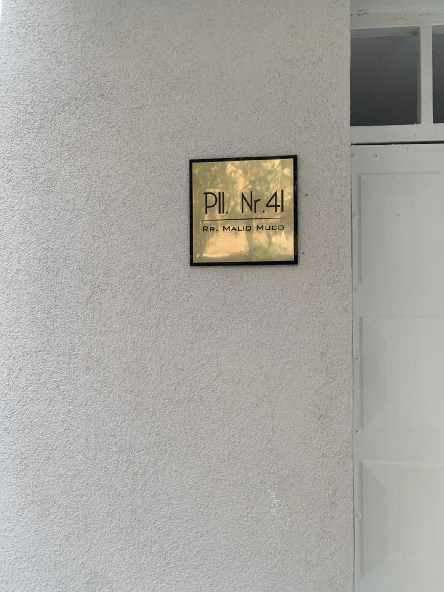 Nazari Apartment 2 ティラナ エクステリア 写真